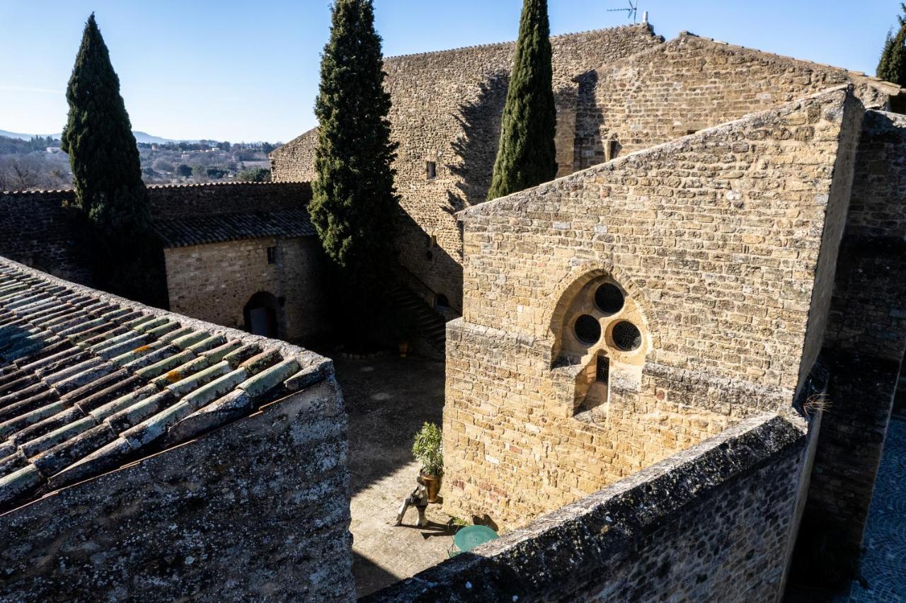 Chateau Saint-Pierre De Mejans Puyvert Esterno foto
